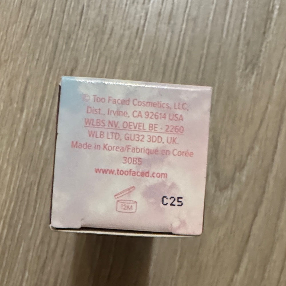 Heart-Shaped Hopeful Romantic Box - Picture 16 of 16